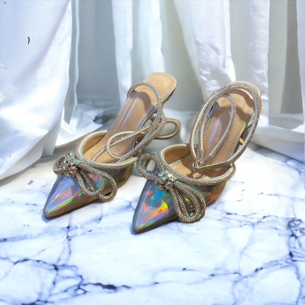 NWOT size 8 Women's Double Bow Pointed Toe Pumps - VETASTE